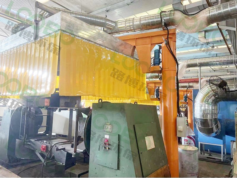 安徽某重型工程機械企業(yè)-大噸位車架焊接煙塵收集項目竣工驗收.jpg